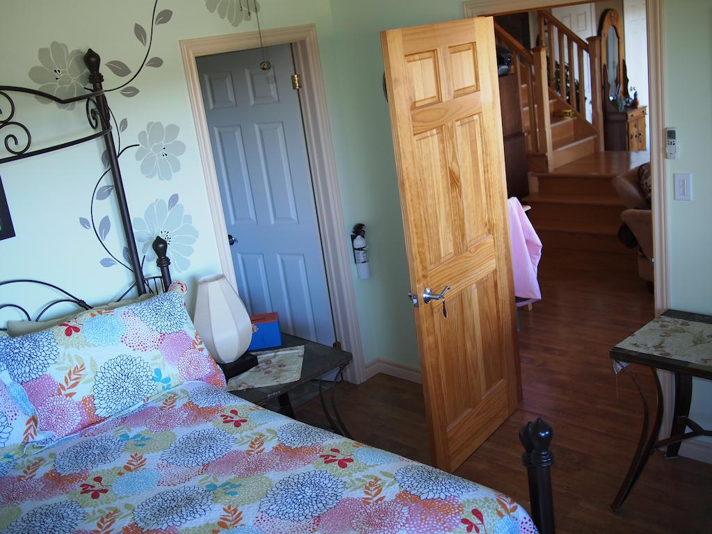 Our Valley View Bed & Breakfast Хэмптон Номер фото